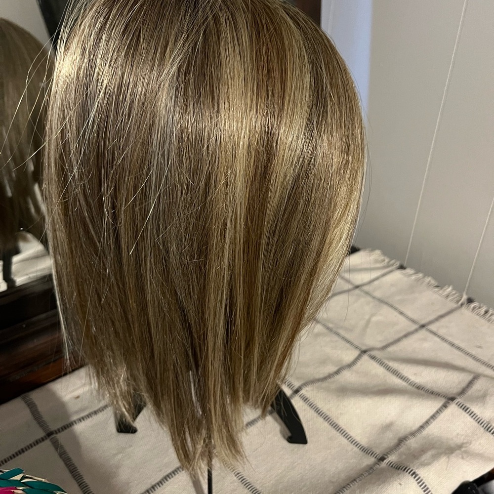 Stylish Brown Hair Topper